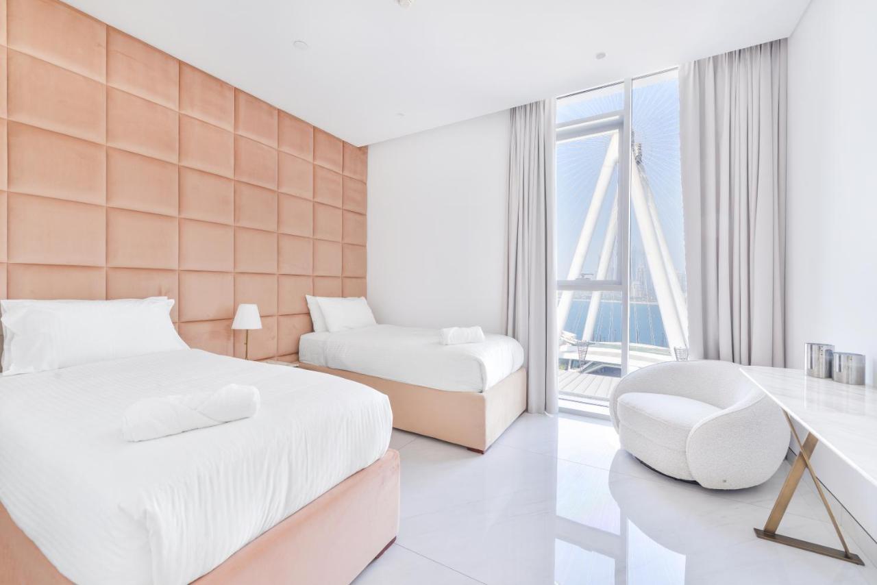 Spectacular 3 Bedroom Condo With Maids Room Facing The Dubai Eye Exterior photo