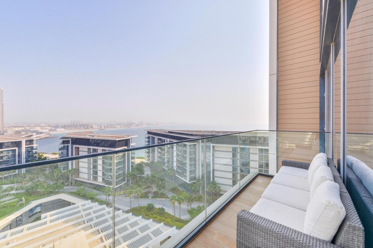 Spectacular 3 Bedroom Condo With Maids Room Facing The Dubai Eye Exterior photo